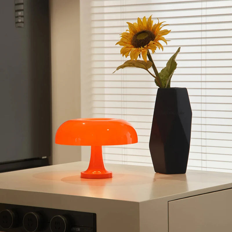 Mushroom Glow – Luminária LED USB com Ajustável Direcionável e Decoração Aconchegante