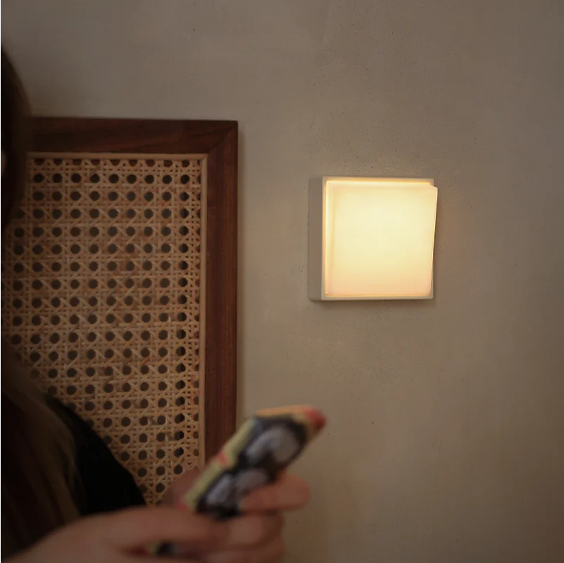 Luminária Minimalista Decorativa - Instalação Fácil para Parede e Superfícies