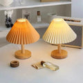 Luminária Plissada Aurora – Design Atemporal em Papel de Arroz