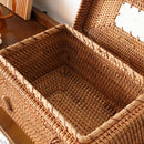 Organizador Rattan Bellezza com Detalhe em Porcelana – Cesta Decorativa Retangular