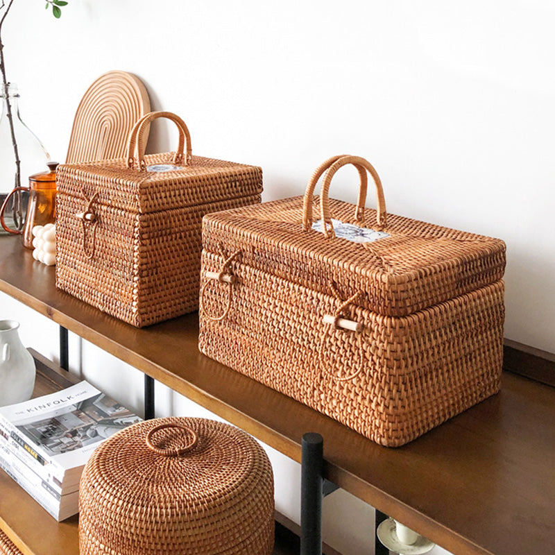 Organizador Rattan Bellezza com Detalhe em Porcelana – Cesta Decorativa Retangular